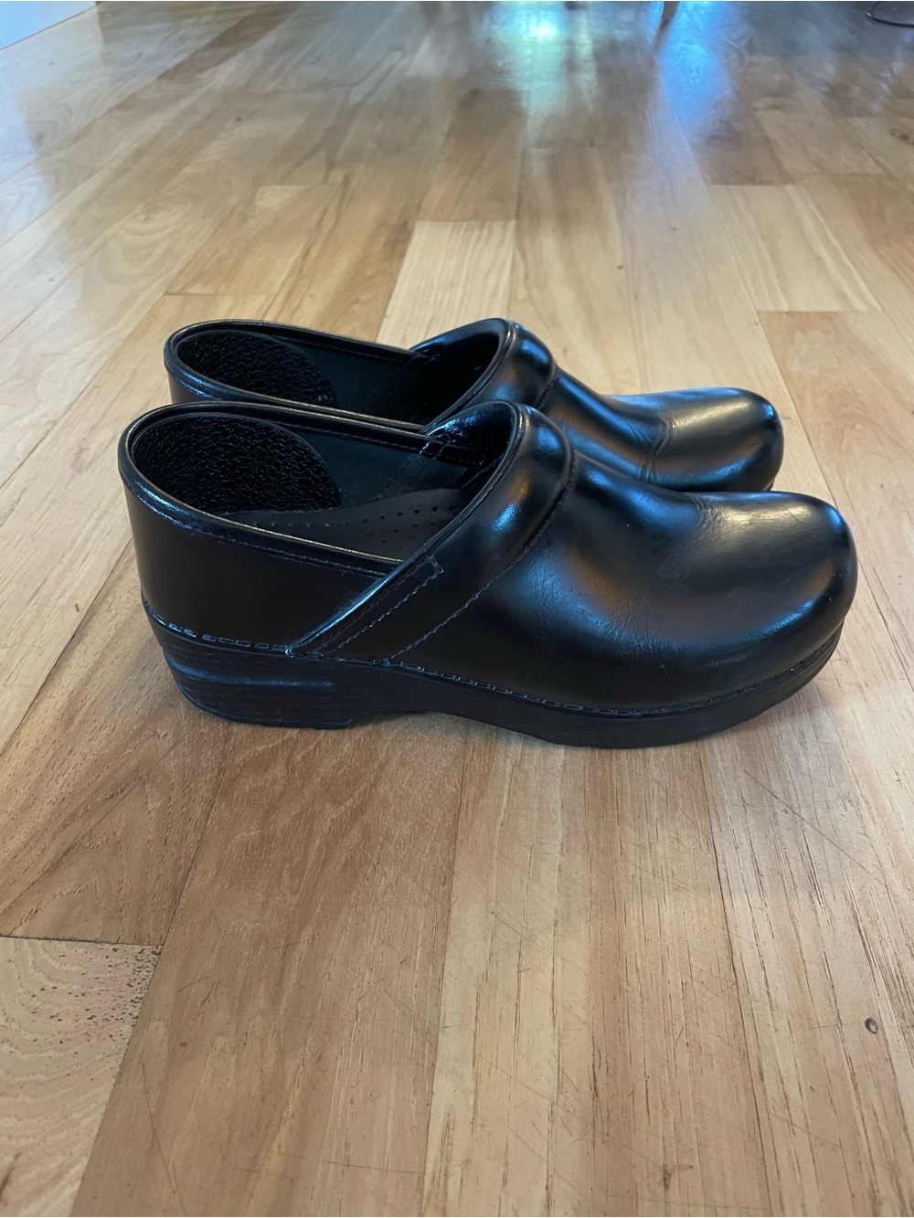 Dansko Black Leather Slip-On Clogs size 8